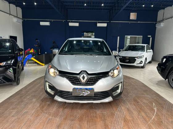 RENAULT CAPTUR 2.0 16V HI-FLEX INTENSE AUTOMÁTICO RENAULT CAPTUR 2.0 16V HI-FLEX INTENSE AUTOMÁTICO